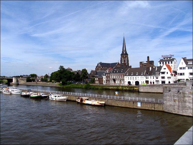 gal/holiday/Germany 2007- Maastricht/Maastricht_River_Maas_IMG_6044.jpg